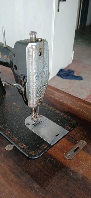 Máquina de coser antigua Sigma