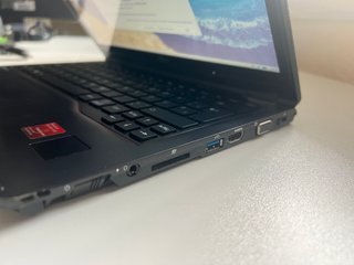 Ordenador portátil táctil Fujitsu 16GB 256GB