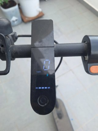Patinete Eléctrico Mi.com con Bluetooth