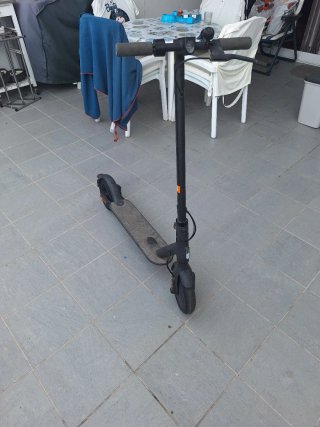 Patinete Eléctrico Mi.com con Bluetooth