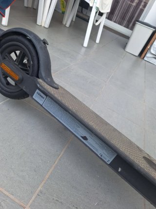 Patinete Eléctrico Mi.com con Bluetooth