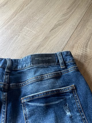 Pantalones vaqueros slim rotos S Supply & Demand