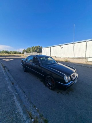 Mercedes-Benz Clase E 2000