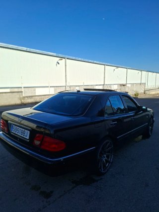 Mercedes-Benz Clase E 2000