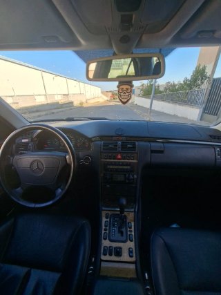 Mercedes-Benz Clase E 2000