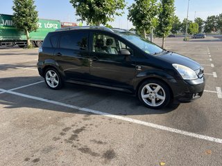 Toyota Verso Negro año 2006  258761 kms