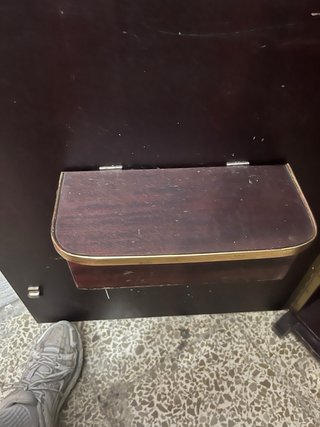 Máquina de coser SIGMA con mueble