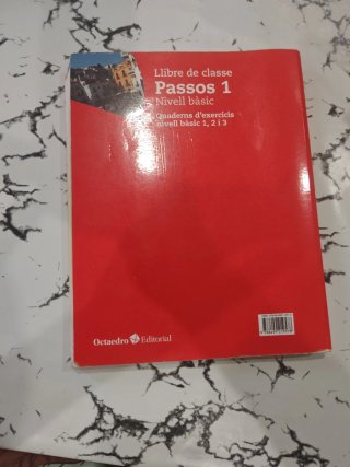 Passos 1 llibre de classe : nivel bàsic + 1 gratis