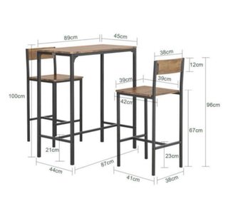 Mesa alta y 2 sillas altas