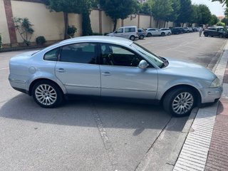 Volkswagen Passat 1.9 TDI Highline 130CV (2004)