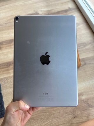 iPad Pro 10.5 con Teclado, Funda y Lápiz