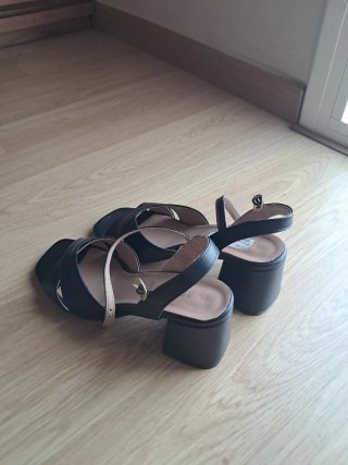 Zapatos Camila's Talla 39 Negros