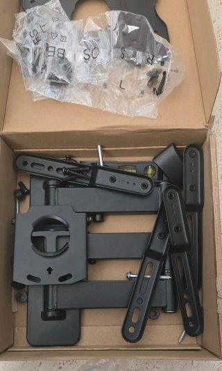 Soporte TV Amazon Basics 26-55 VESA