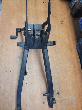 Basculante y caballete Derbi Variant