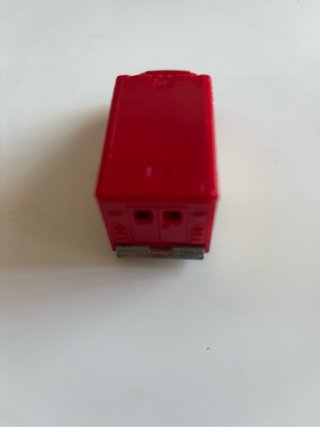 Ambulancia Matchbox Ford E-350 Roja 2009