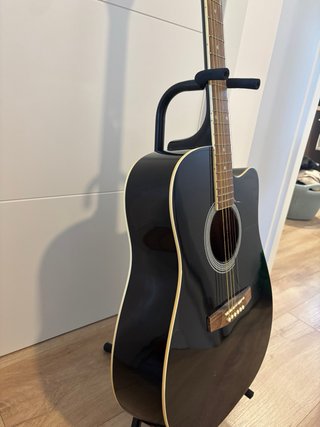 Guitarra Acústica Rochester y Guitarra Clásica