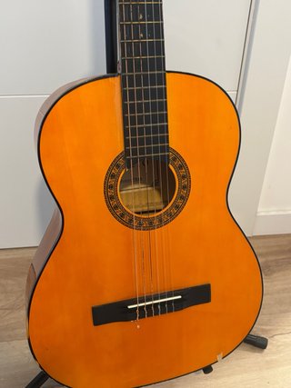 Guitarra Acústica Rochester y Guitarra Clásica