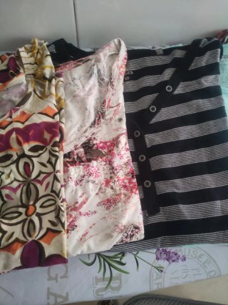 Lote 5 camisetas + falda