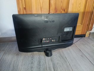 Televisor LG 24 Smart TV