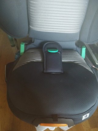 Silla coche Chicco i-size 100-150