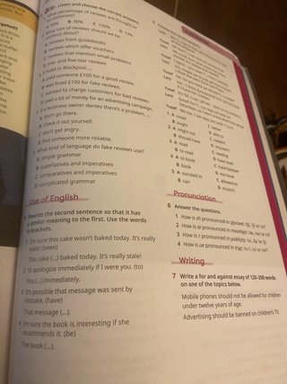 Idiomatic 2 Student's Book with Ebook
