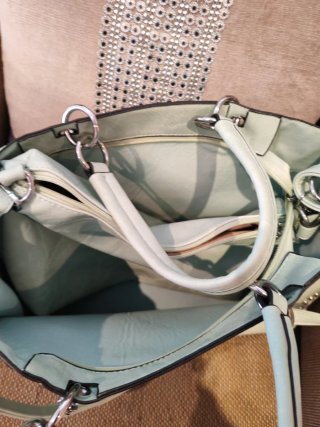 Bolso shopper verde agua con tachuelas