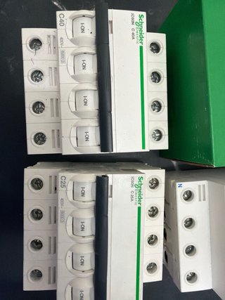 Interruptor Diferencial Schneider A9R41425