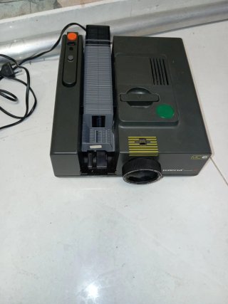 proyector de diapositivas vintage