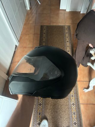 Casco de moto negro