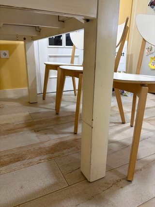 Mesa de comedor extensible Banak de madera