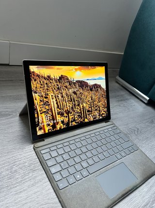 Microsoft Surface Pro 5 i5 8GB 128GB