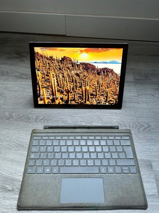 Microsoft Surface Pro 5 i5 8GB 128GB