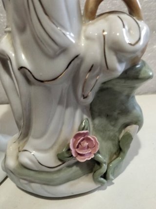 2 Figuras Porcelana China Mujer