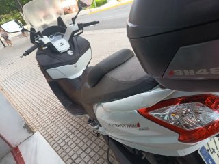 Maxiscooter Sym 600i ABS Blanca