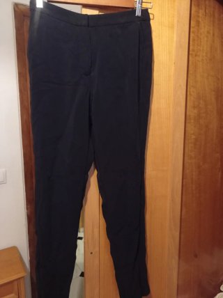 Pantaloni neri