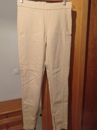 Pantaloni neri