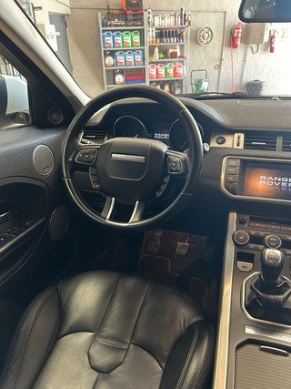 Land Rover Range Rover Evoque 2.2L Td4 Pure 4x4
