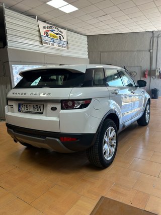 Land Rover Range Rover Evoque 2.2L Td4 Pure 4x4