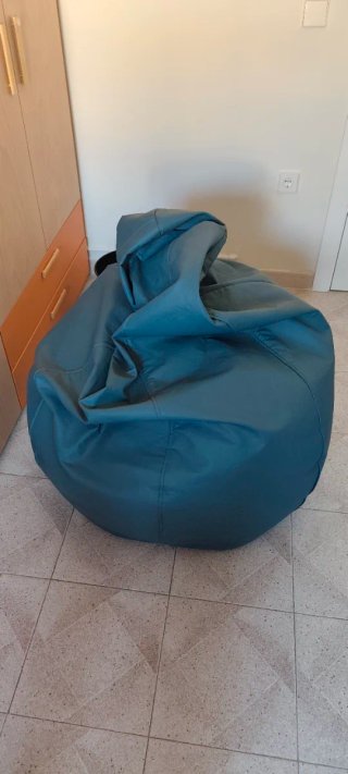 Puff pera Happers XXL polipiel azul glaciar