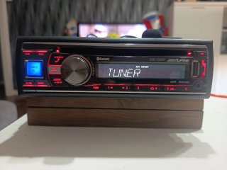 Radio CD Alpine CDE-133BT Bluetooth