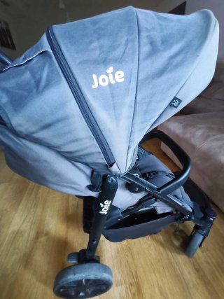Carro de paseo Joie + funda impermeable