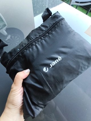 Carro de paseo Joie + funda impermeable