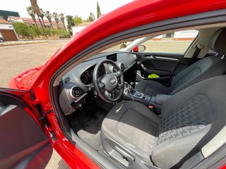 Audi A3 Sedán Rojo Año 2016 sin blue !!!!
