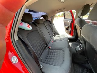 Audi A3 Sedán Rojo Año 2016 sin blue !!!!