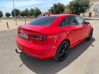 Audi A3 Sedán Rojo Año 2016 sin blue !!!!