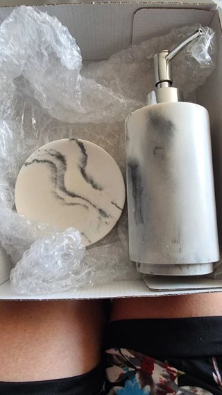 Dispensador y jabonera de mármol