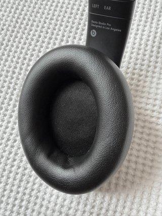 Beats Studio Pro Negros -Como nuevos Caja Original