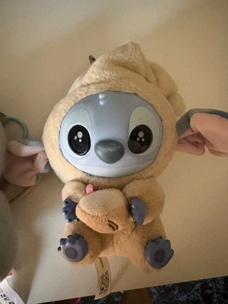 Labubu peluche con capucha