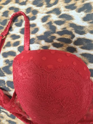 Sujetador rojo encaje