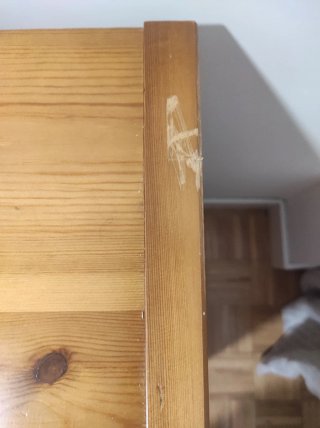 Arcón de madera de pino